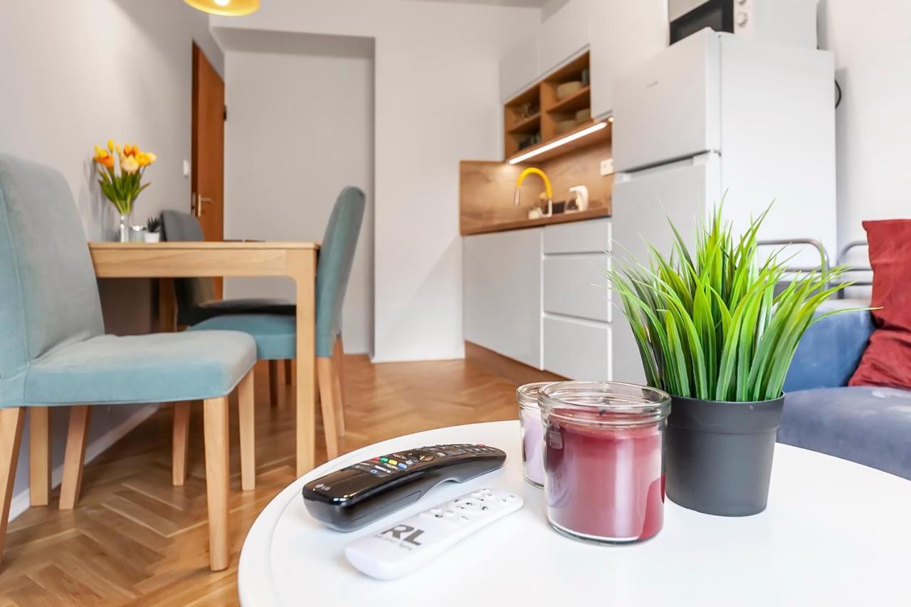 Apartament Popular Location / Street View / 4 Ppl / Netflix Praga Zewnętrze zdjęcie