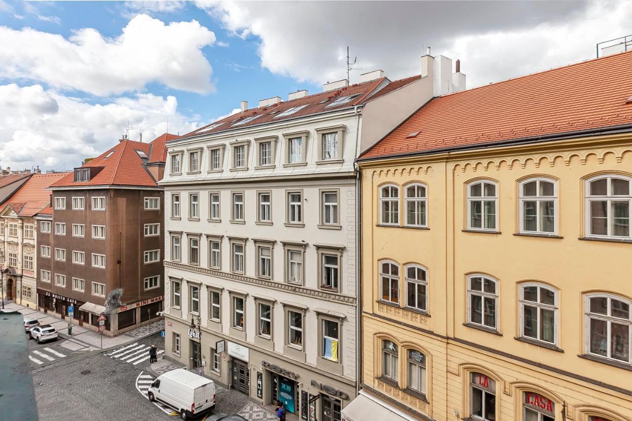 Apartament Popular Location / Street View / 4 Ppl / Netflix Praga Zewnętrze zdjęcie